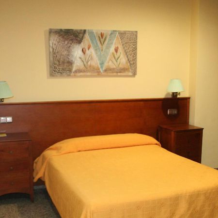 Hotel Marinetto Chauchina Екстериор снимка