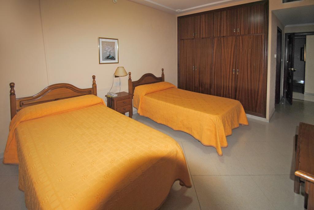 Hotel Marinetto Chauchina Екстериор снимка